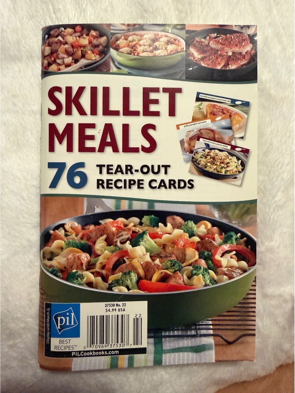 Skillet Meals: 76 Tear-Out Recipe Cards PIL Cookbook